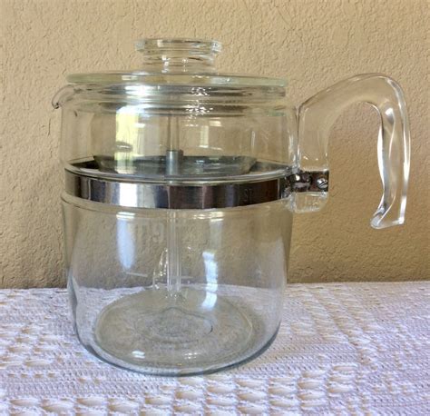 Retro, 1950s, 4 cups. . Vintage pyrex coffee maker